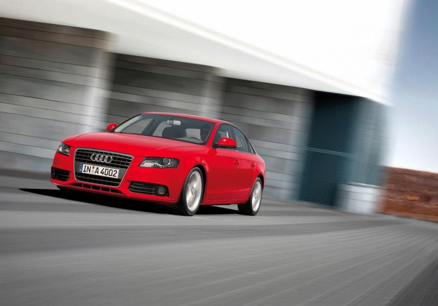  Audi A4 1.8T Sedan (B8, 8K) 2007 года  (WW) (фото 8 из 21)